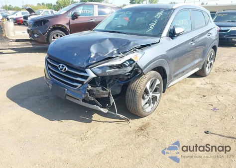 2017 Hyundai Tucson Sport z USA, uszkodzony, nr VIN KM8J3CA29HU384387